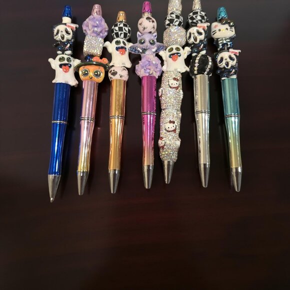 HELLO KITTY & HALLOWEEN PENS ~7$ EACH - Picture 3 of 4